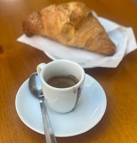 Les Fleurs Astoria Apartamento *