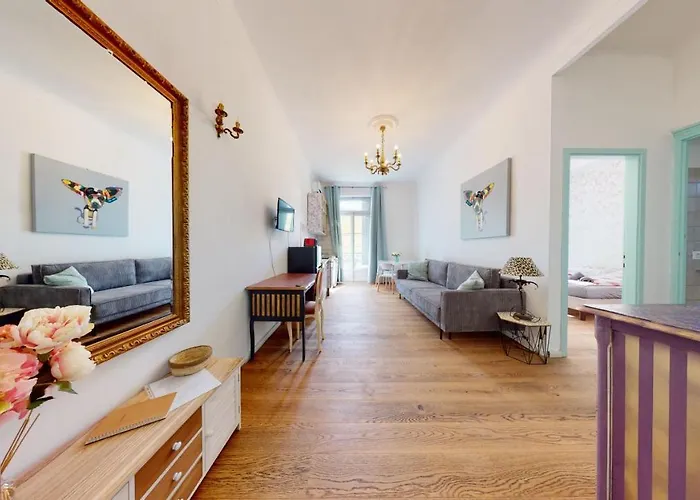 Les Fleurs Astoria 芒通